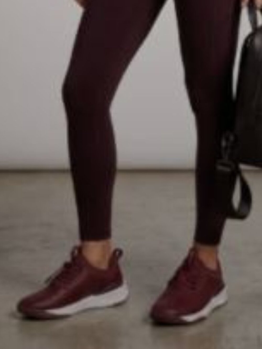 Clove Women's Size 8 Classic Nursing/Healthcare Sneakers Royal Maroon Burgundy